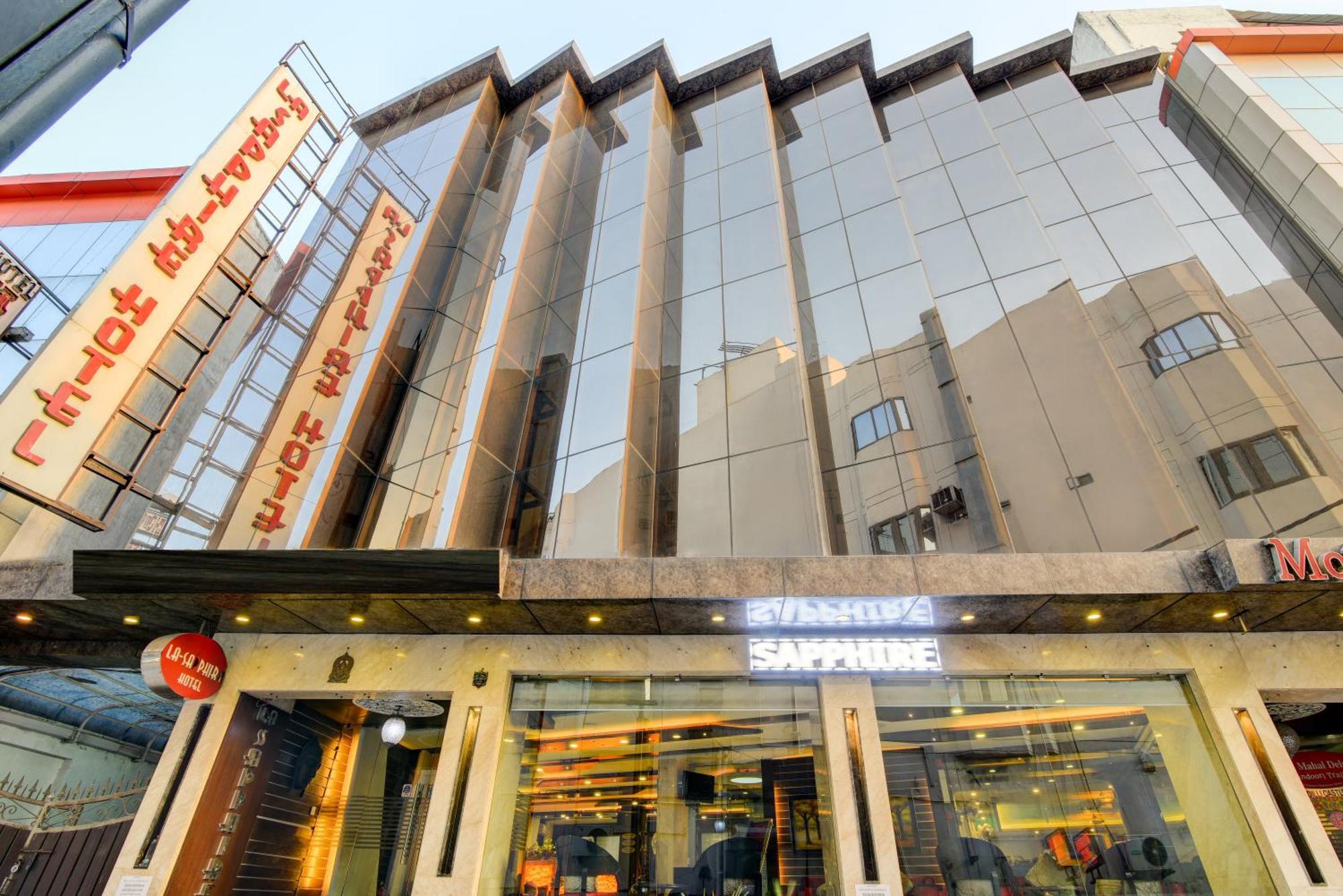 Airport La Sapphire Hotel & Restaurant Nowe Delhi Zewnętrze zdjęcie