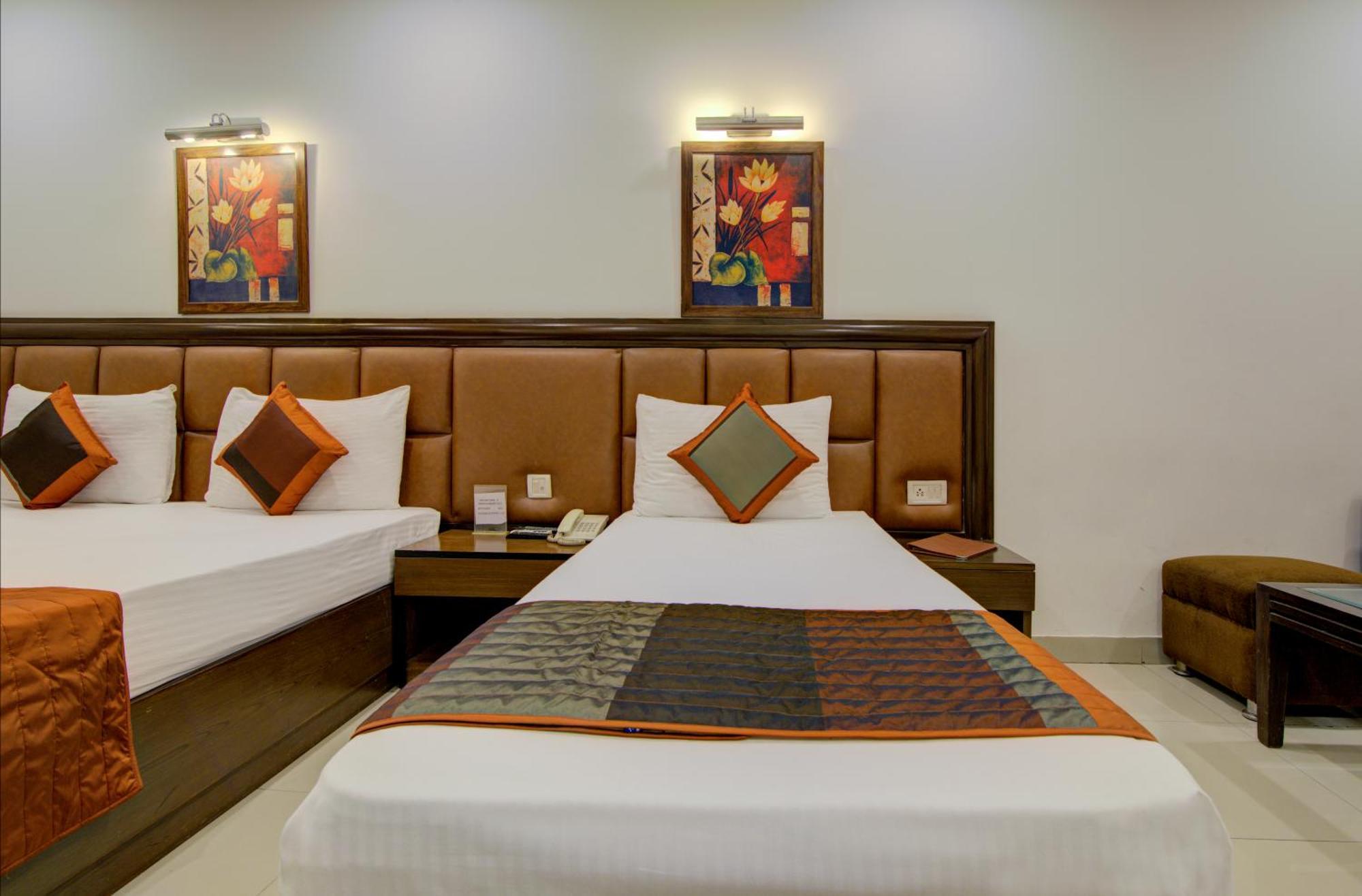 Airport La Sapphire Hotel & Restaurant Nowe Delhi Zewnętrze zdjęcie